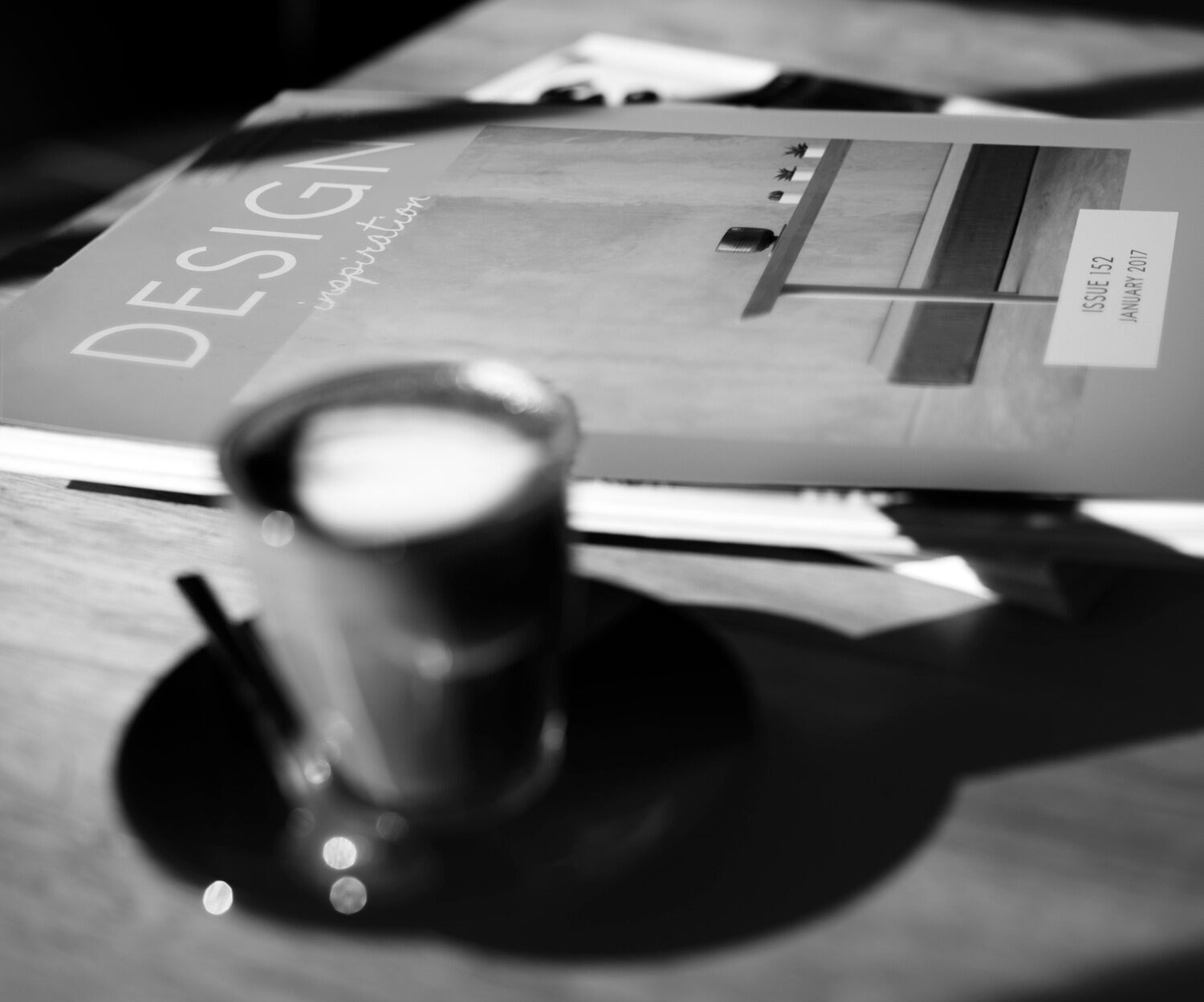 projektowanie okładki publikacji firmowej