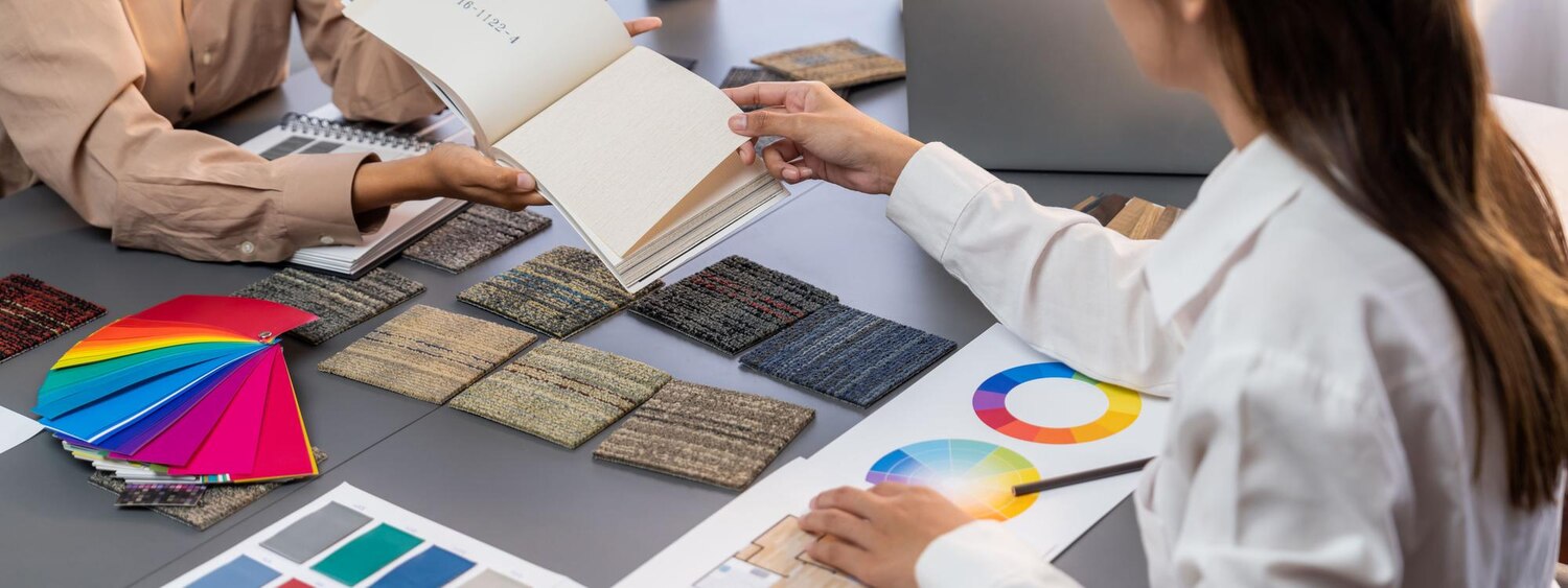 projektowanie składanych materiałów firmowych